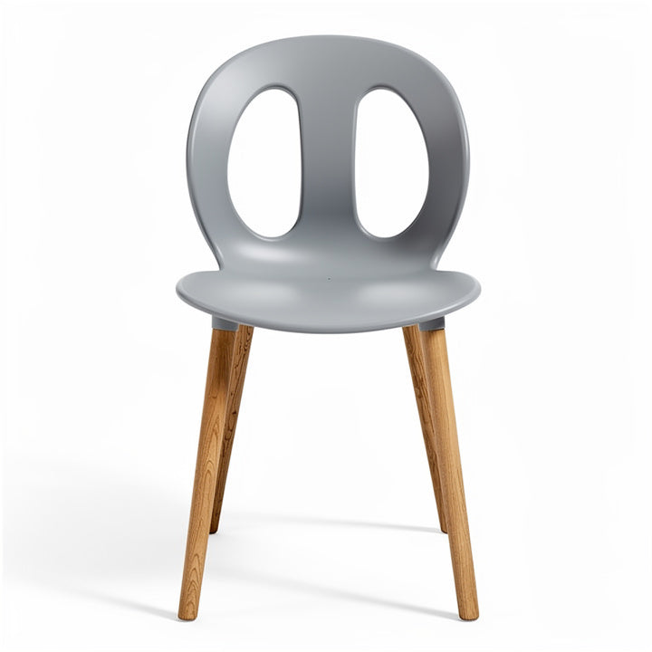 **Technische titel in het Nederlands: Moderne grijze stoel met houten poten**