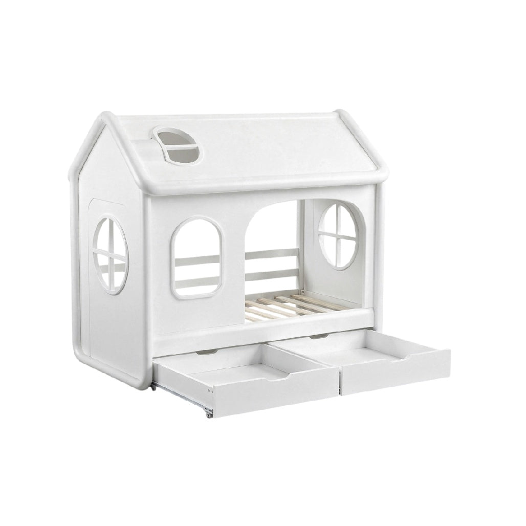 Witte Speelhuis met Laden en Ramen